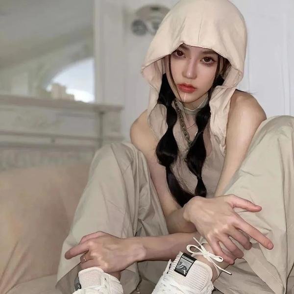少女与海怪